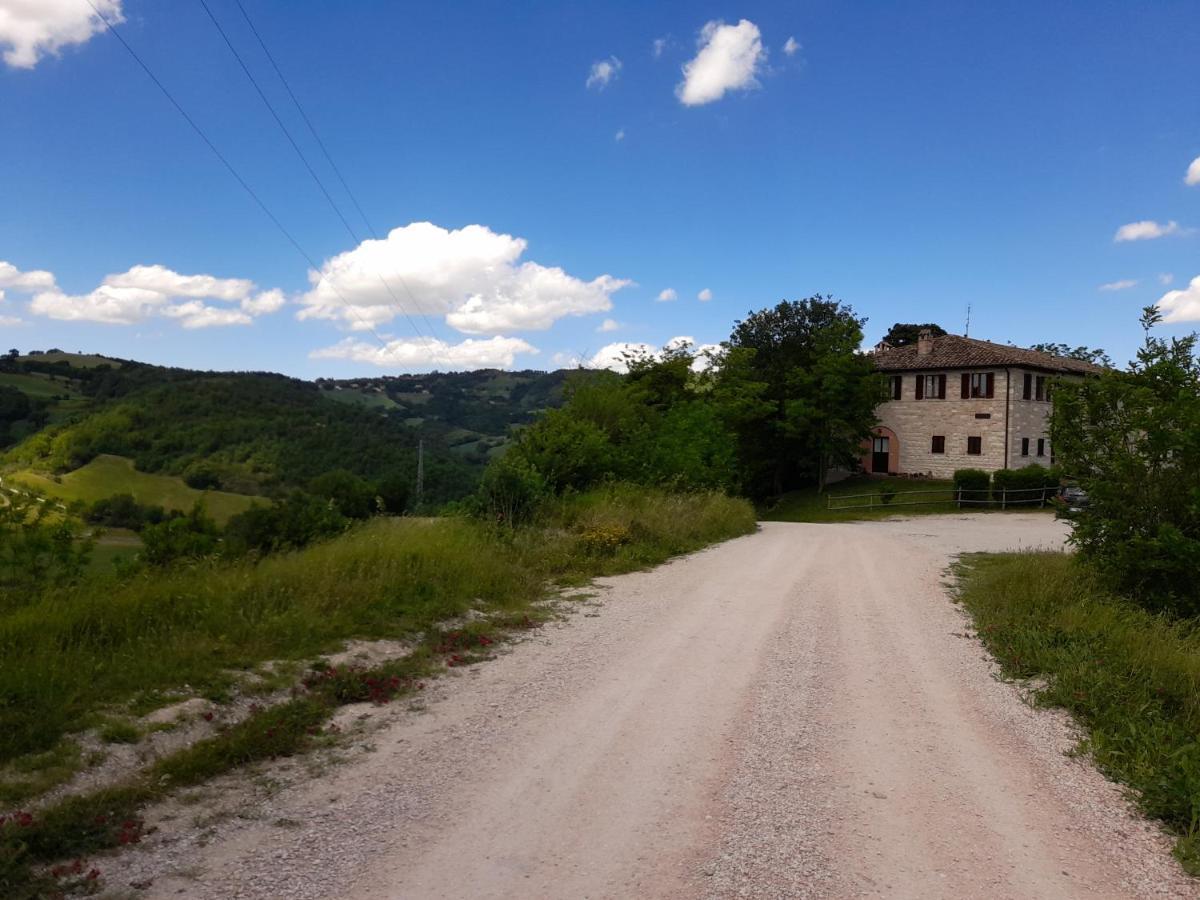 Ca' Tomassino Holiday Apartments Urbino Esterno foto